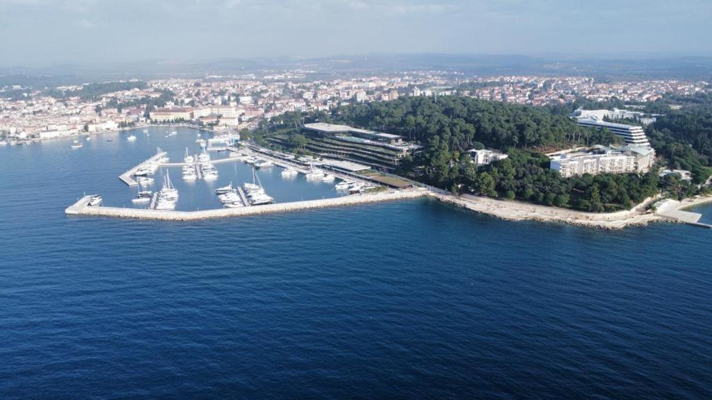 Apartment Michaela 4-Sterne & Parking Rovinj Ngoại thất bức ảnh