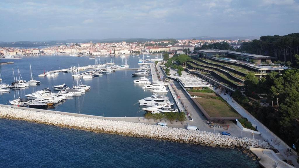 Apartment Michaela 4-Sterne & Parking Rovinj Ngoại thất bức ảnh